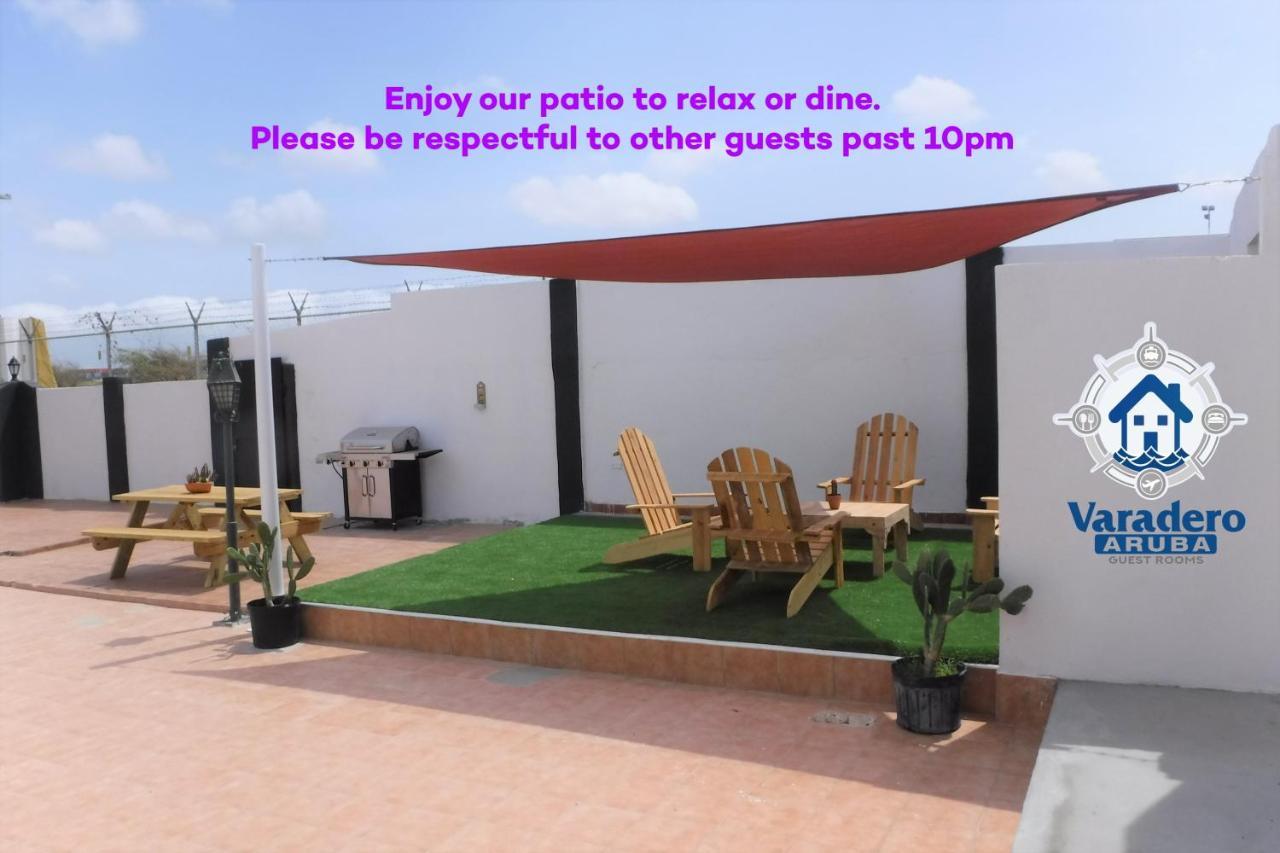 Varadero Marina Airport Guests Rooms Oranjestad Eksteriør bilde
