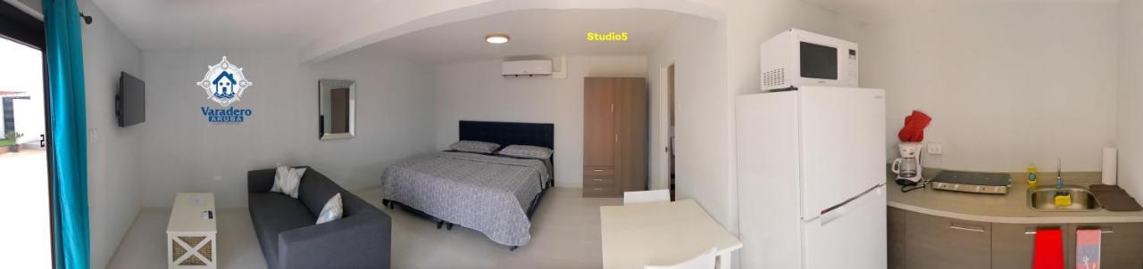 Varadero Marina Airport Guests Rooms Oranjestad Eksteriør bilde